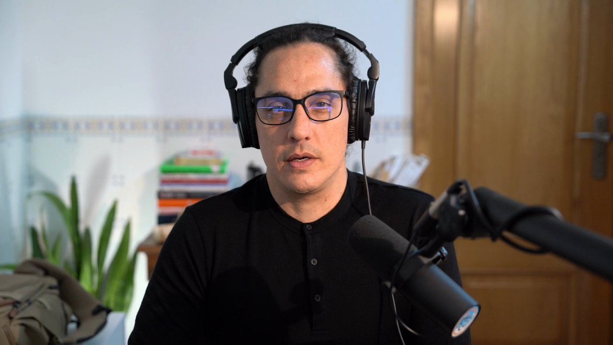 对比图展示 OpenClaw 主代理带有 SOUL.md 的持久工作区与子代理无记忆保留的临时执行流程