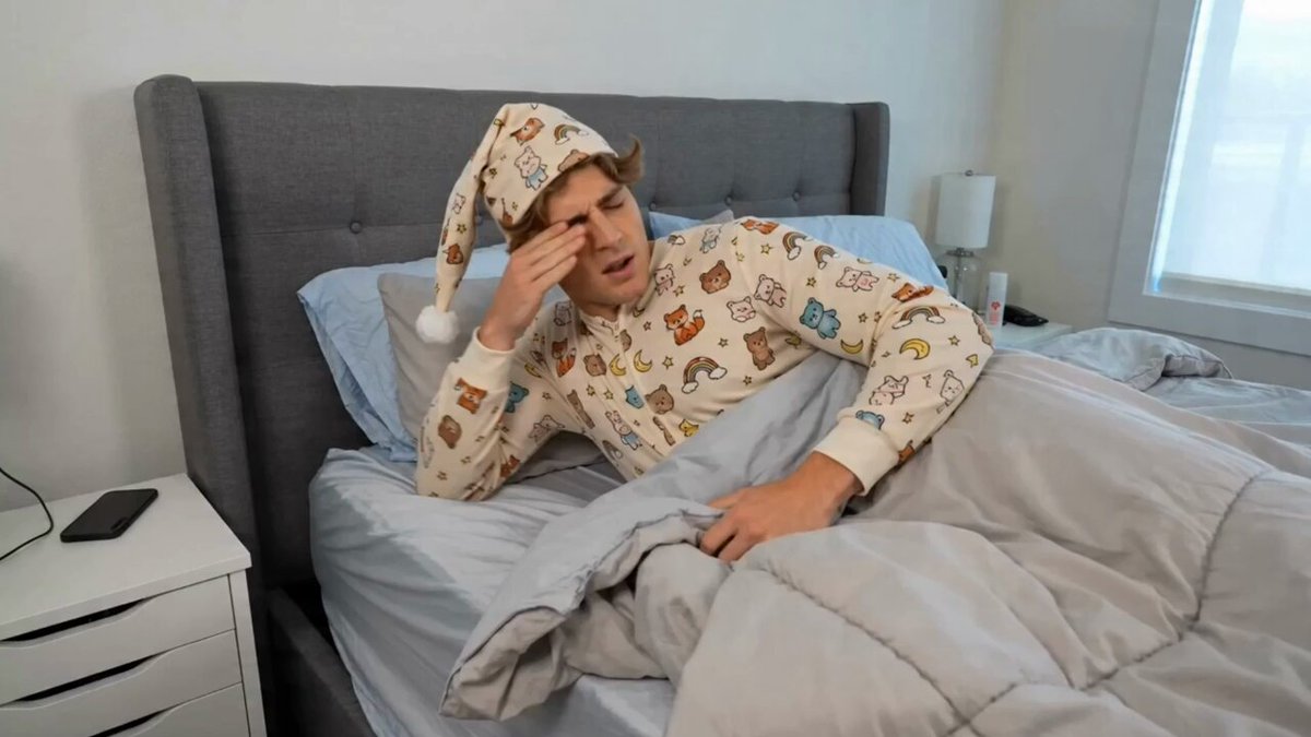 Ribbi AI 在网页浏览器中运行的仪表盘,展示无需本地代码安装的创作者自动化工作流