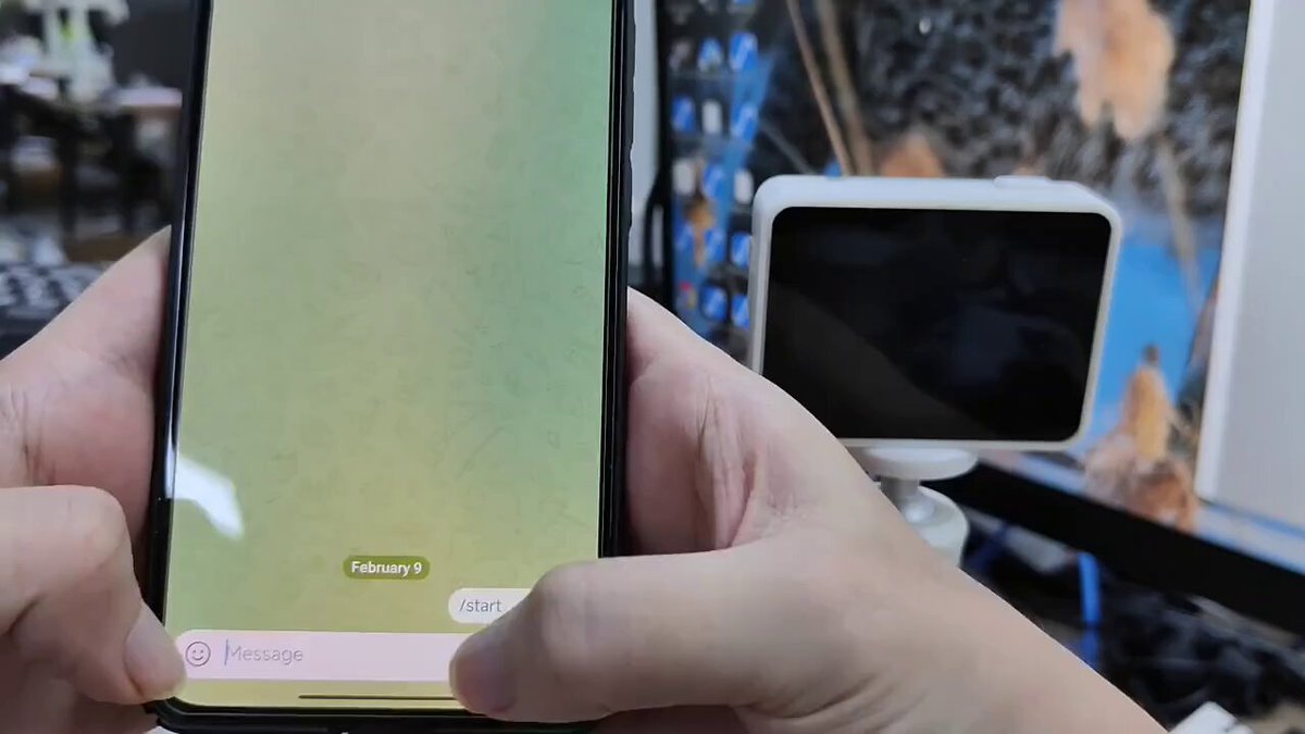 轻量级 OpenClaw 架构图展示 AI 代理在 10 美元嵌入式主板上的执行流程及 10MB 内存限制