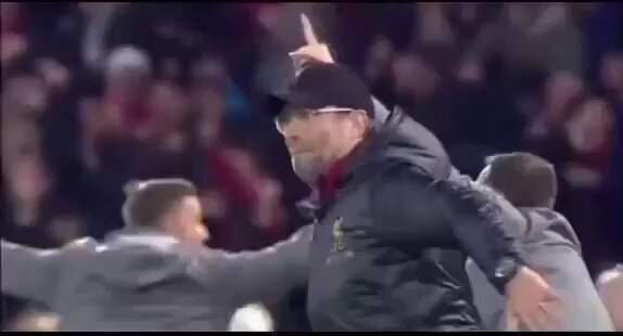 Claude Cowork interface displaying connected Google Drive folders and scheduled automated task list for business workflow