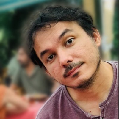 开发者在 Upstash Box 界面中调试 OpenClaw 和 Hermes 代理配置