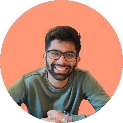 对比图展示统一的上下文丰富型 AI 智能体管理多层工作流与遗留工具中分散的自动化脚本